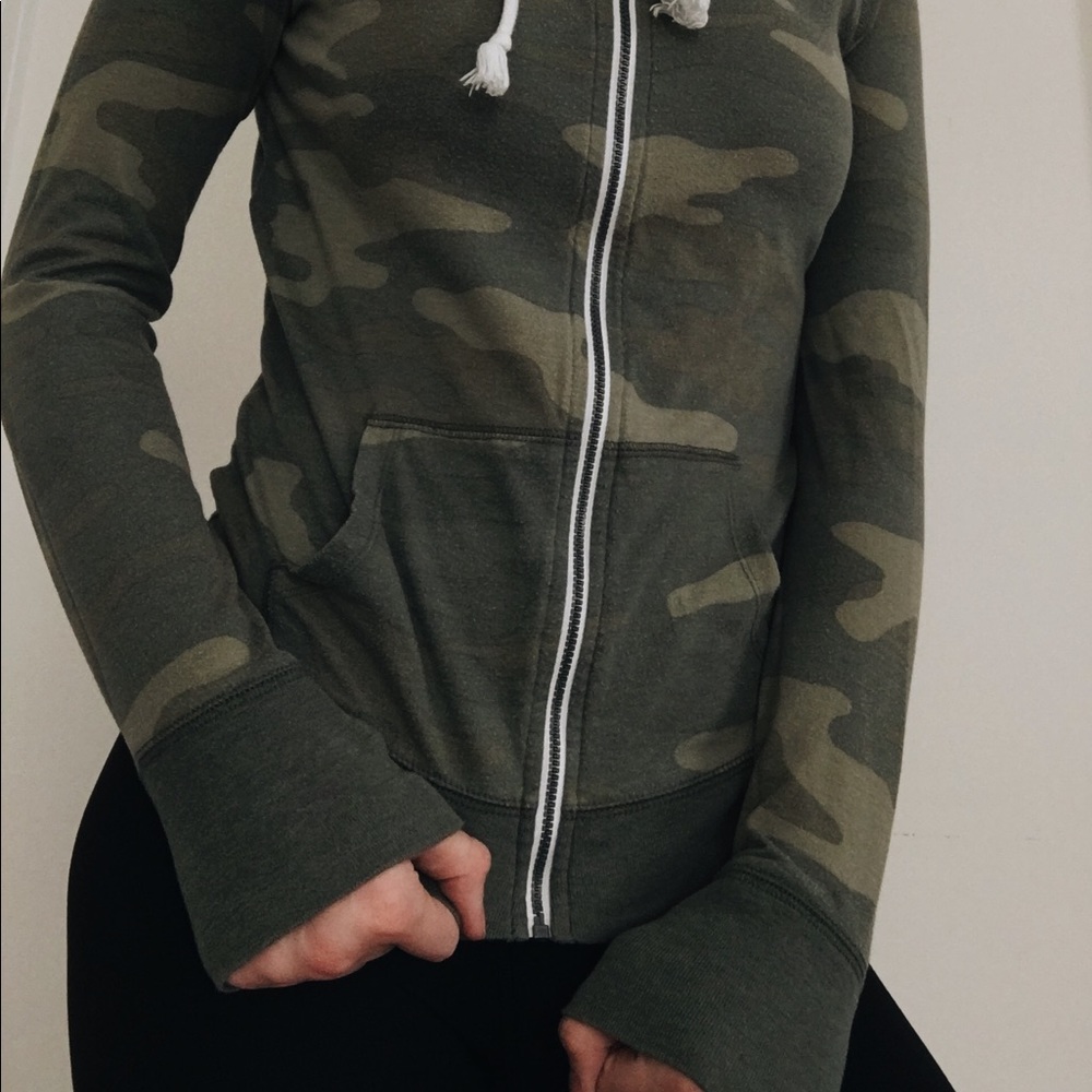 camo hoodie